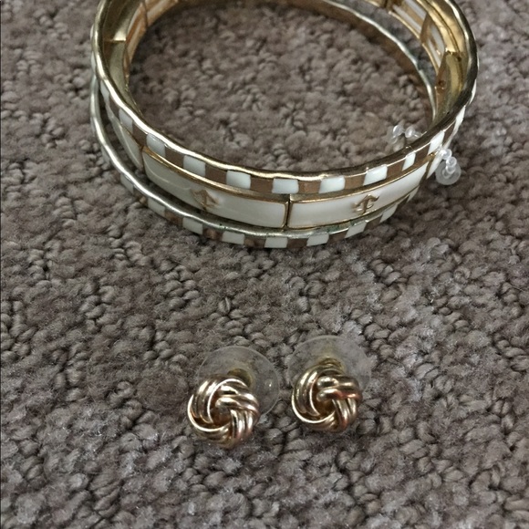 Jewelry sets! - Picture 3 of 8